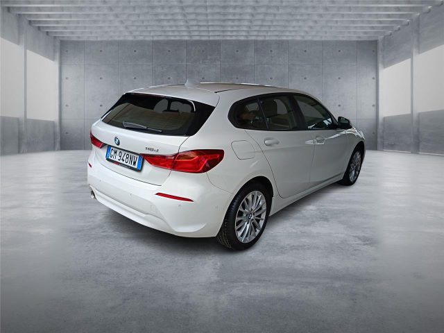 BMW 116 SERIE 1       (F40) D 5P. BUSINE - foto 6