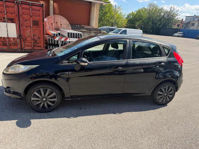 FORD FIESTA 1.4 TDCI 68CV 5P TITANIUM STUPEN - foto 23