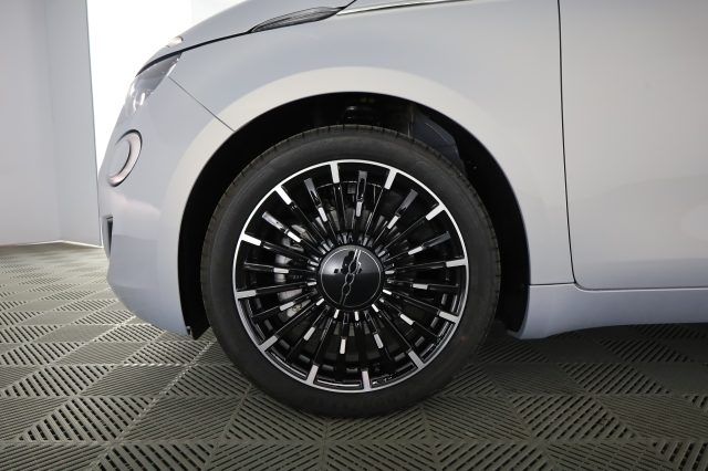 FIAT 500 500 BERLINA HYBRID LA PRIMA - foto 15