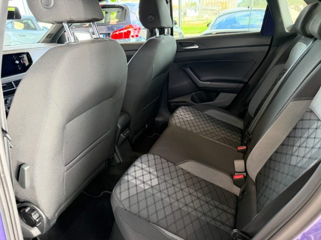 VOLKSWAGEN POLO 1.0 TSI DSG R-LINE - foto 10
