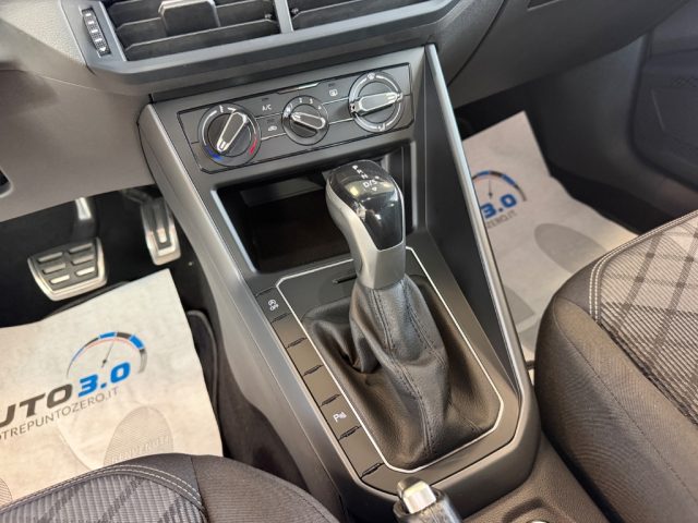 VOLKSWAGEN POLO 1.0 TSI DSG R-LINE - foto 14