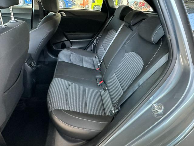 KIA CEE'D 1.6 CRDI 136CV MHEV DCT SW BUSIN - foto 13