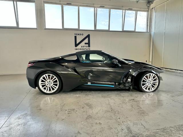 BMW I8 ROADSTER - foto 8