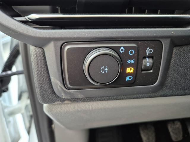 FORD TOURNEO CUSTOM 320 2.0 ECOBLUE 136CV PL TITANIU - foto 19