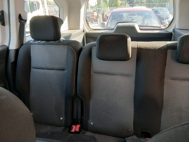 TOYOTA PROACE CITY VERSO 1.5D 130 CV - foto 20
