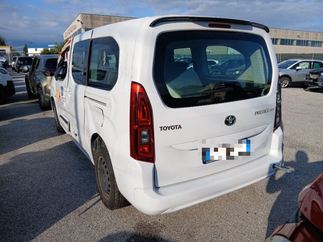 TOYOTA PROACE CITY VERSO 1.5D 130 CV - foto 14