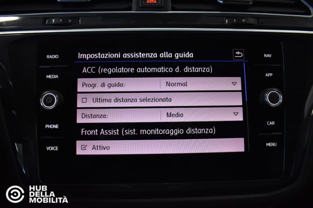 VOLKSWAGEN TIGUAN 2.0 TDI SCR DSG ADVANCED BLUEMOT - foto 18