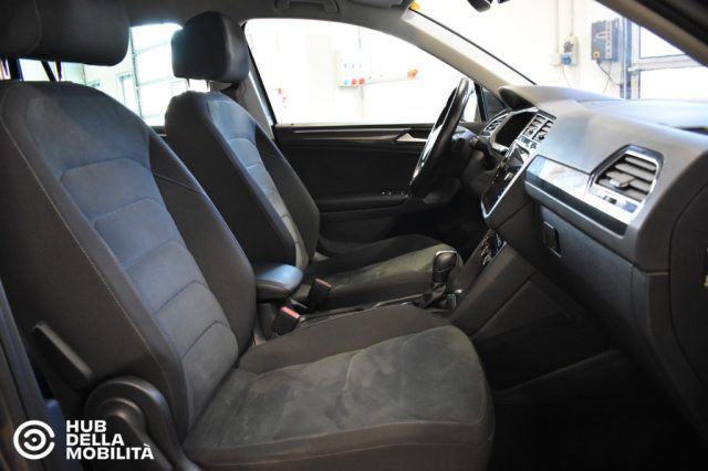 VOLKSWAGEN TIGUAN 2.0 TDI SCR DSG ADVANCED BLUEMOT - foto 21