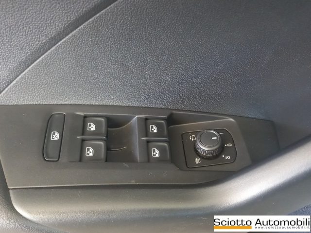VOLKSWAGEN T-CROSS 1.0 TSI 110 CV DSG STYLE - foto 12