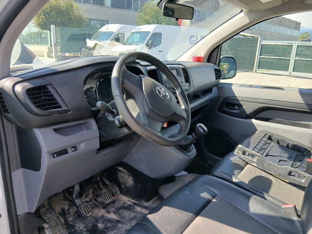 Bild von TOYOTA Proace 2.0D 144CV del 11/2022 km 93985