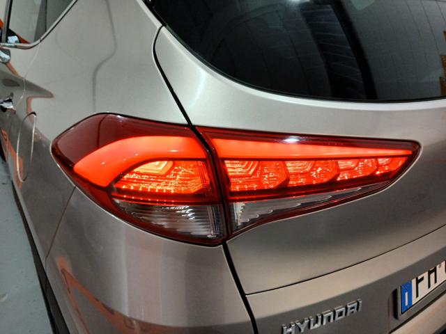 HYUNDAI TUCSON 1.7 CRDI DCT AUTOMATICA+FULL PEL - foto 19