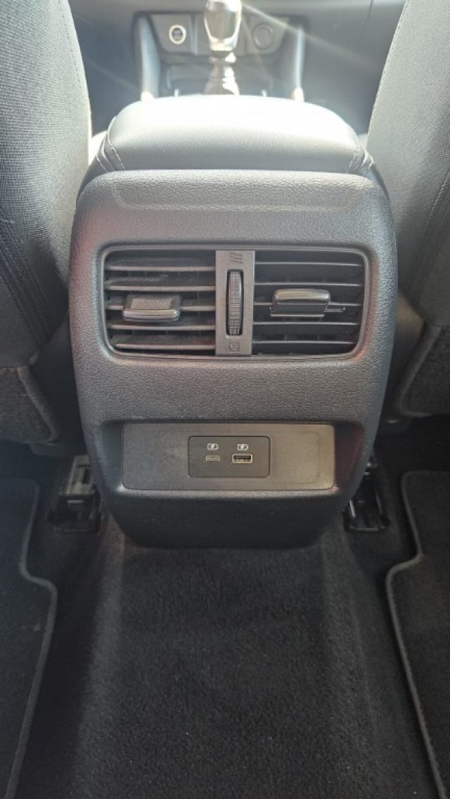 NISSAN QASHQAI MHEV 140 CV N-CONNECTA - foto 16