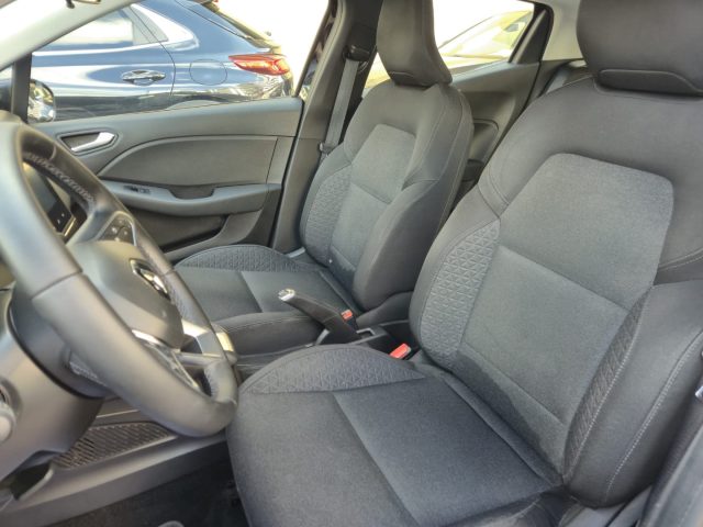 RENAULT CLIO FULL HYBRID E-TECH 140 CV 5 PORT - foto 7
