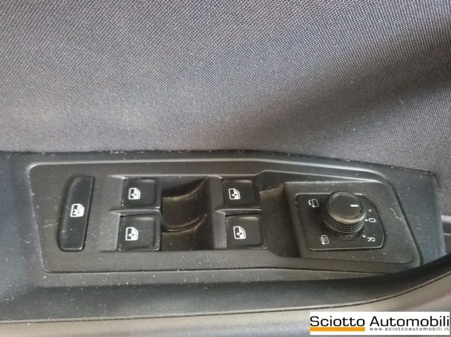 VOLKSWAGEN T-ROC 1.0 TSI LIFE - foto 12
