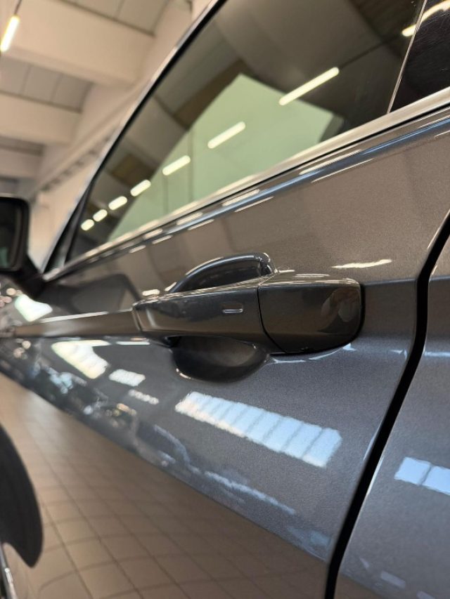 VOLKSWAGEN TIGUAN 2.0 BITDI SCR DSG 4MOTION EXECUT - foto 16