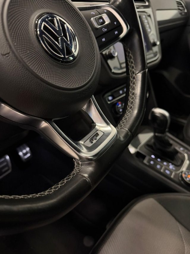 VOLKSWAGEN TIGUAN 2.0 BITDI SCR DSG 4MOTION EXECUT - foto 40