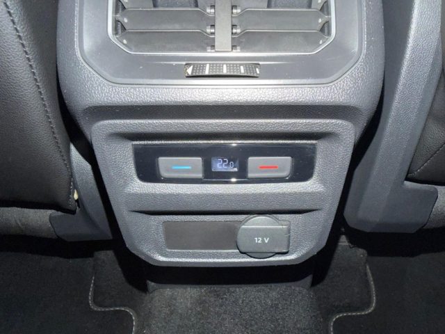 VOLKSWAGEN TIGUAN 2.0 BITDI SCR DSG 4MOTION EXECUT - foto 24