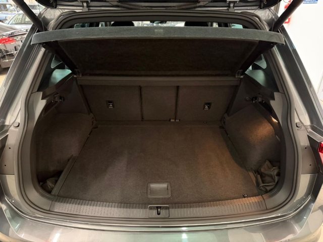 VOLKSWAGEN TIGUAN 2.0 BITDI SCR DSG 4MOTION EXECUT - foto 19