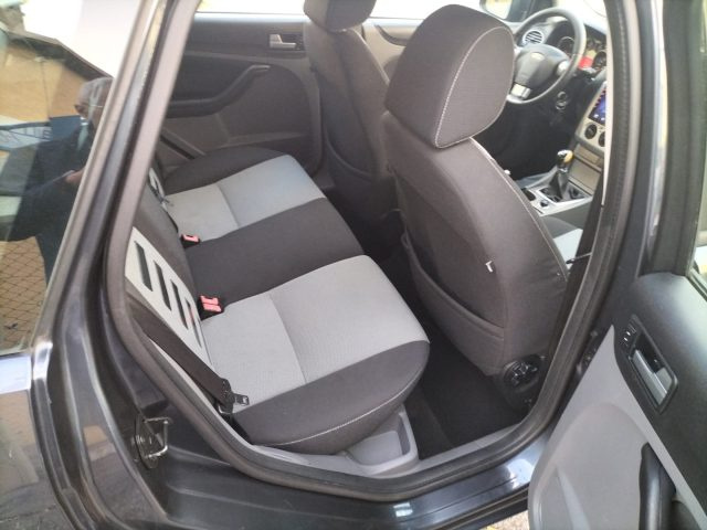 FORD FOCUS 1.6 TDCI (90CV) SW TIT. - foto 11