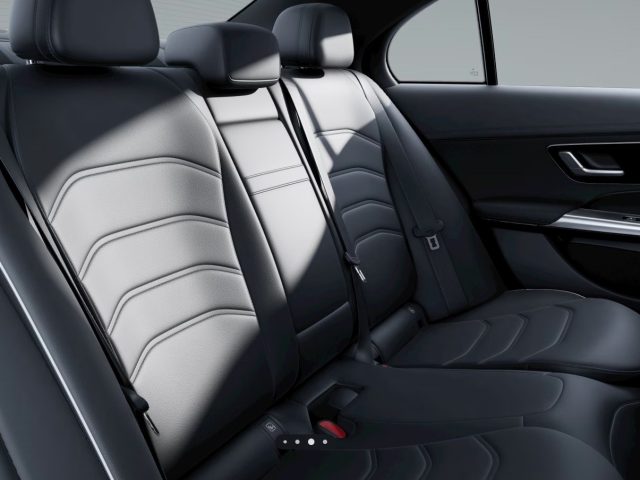MERCEDES-BENZ E 220 D MILD HYBRID 4MATIC AMG LINE PR - foto 7