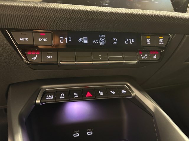 AUDI A3 ALLSTREET TDI S-TRONIC - foto 8