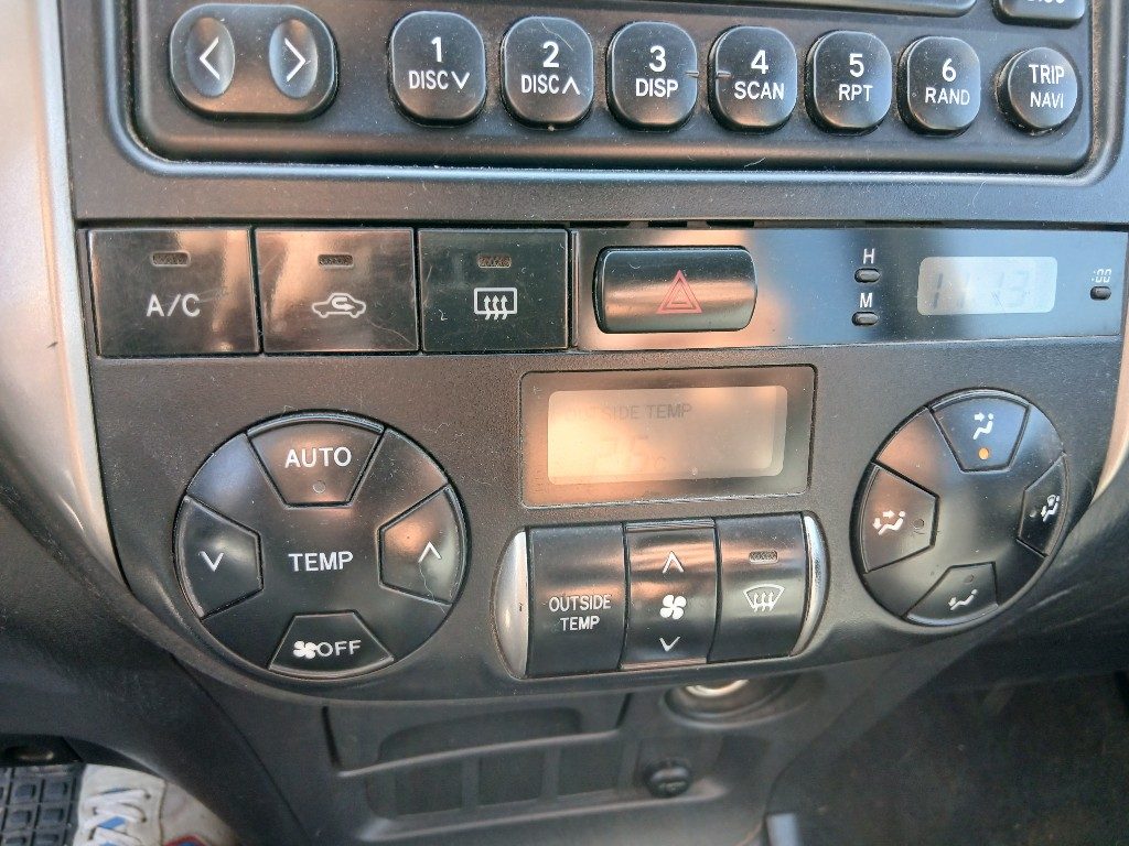 Bild von TOYOTA RAV 4 2.0 Tdi D-4D cat 5 porte del 10/2004 km 312491