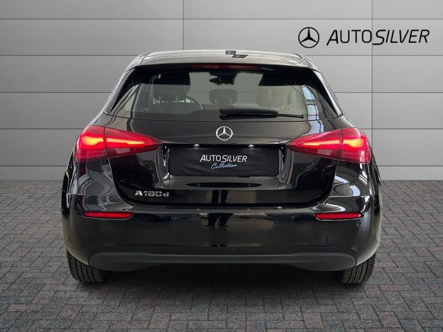 MERCEDES-BENZ A 180 D AUTOMATIC ADVANCED - foto 4