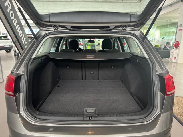 VOLKSWAGEN GOLF VARIANT 1.6 TDI 110 CV COMFORTLINE BLUEM - foto 6