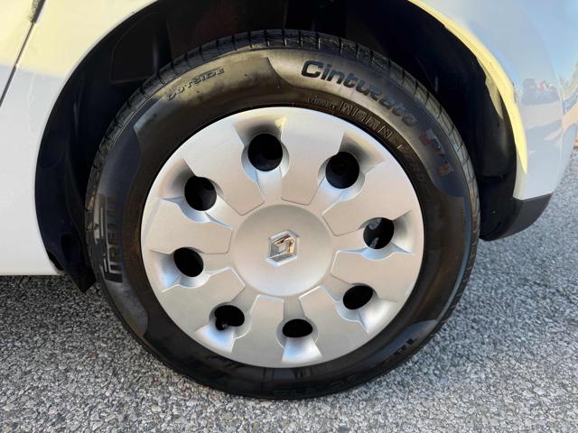 RENAULT CLIO 1.2 75CV 5 PORTE WAVE - foto 14