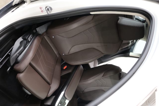 BMW X1 SDRIVE 18D XLINE - foto 11