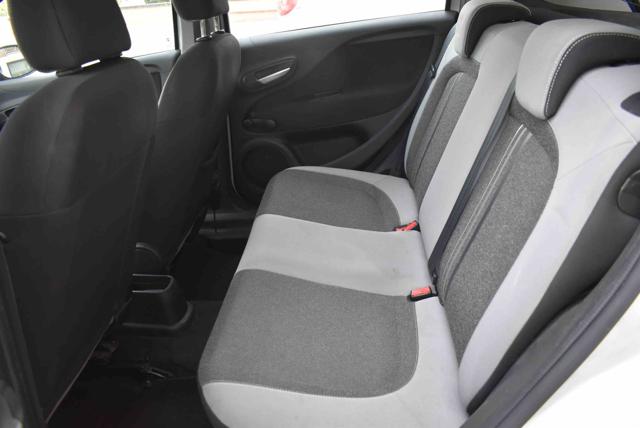 FIAT PUNTO 1.4 8V 5 PORTE EASYPOWER LOUNGE - foto 11