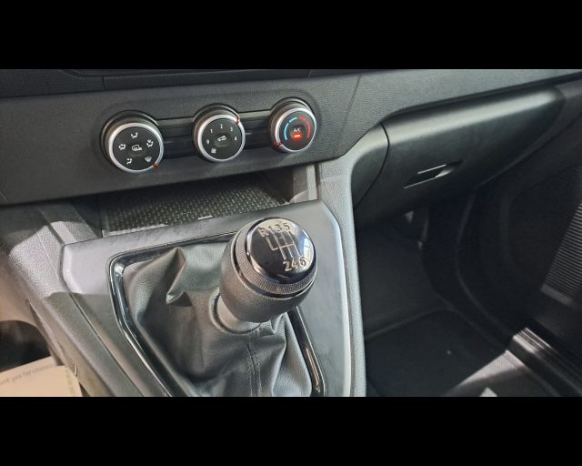RENAULT KANGOO VAN 1.5 BLUE DCI 95CV L1-DETAX - foto 11