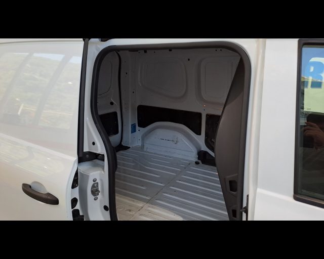 RENAULT KANGOO VAN 1.5 BLUE DCI 95CV L1-DETAX - foto 17