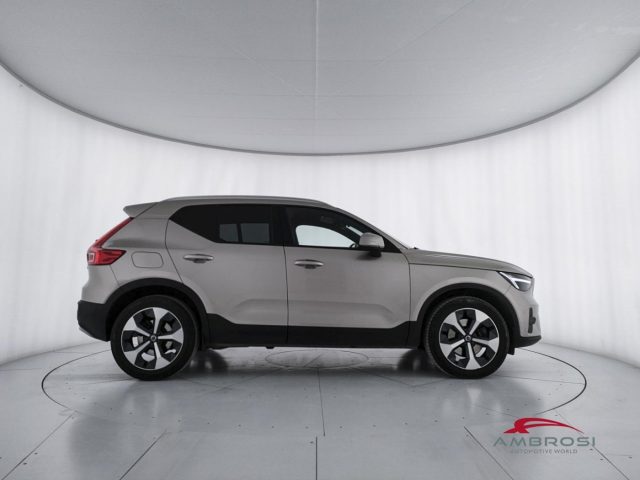 VOLVO XC40 2.0 B3 CORE AUTO - foto 5