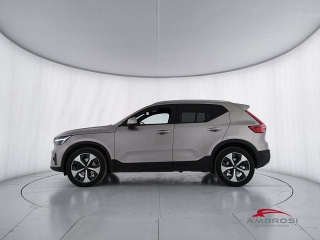 VOLVO XC40 2.0 B3 CORE AUTO - foto 6