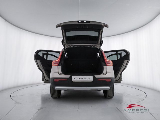 VOLVO XC40 2.0 B3 CORE AUTO - foto 9