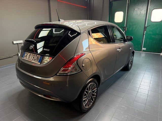 LANCIA YPSILON 1.0 FIREFLY 5 PORTE S&S HYBRID G - foto 8