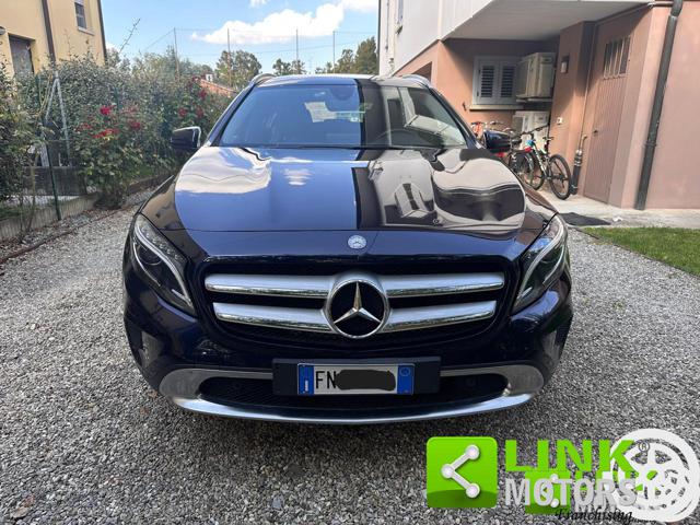 MERCEDES-BENZ GLA 180 D - foto 2