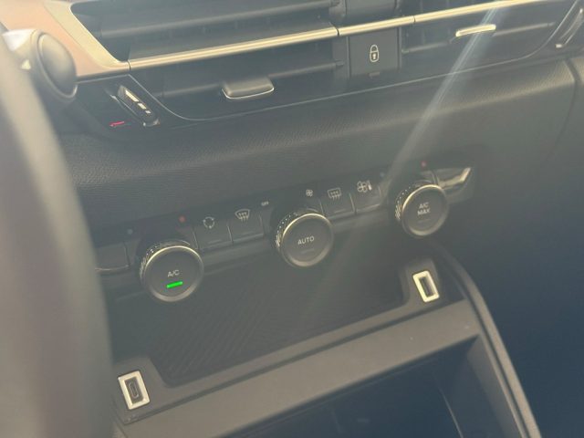 CITROEN C4 HYBRID 100 E-DCS6 YOU - foto 15