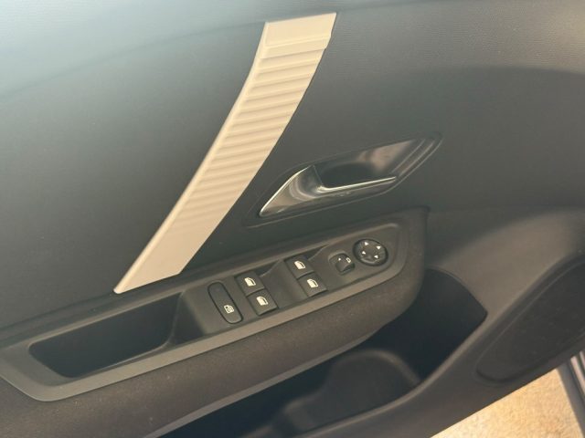CITROEN C4 HYBRID 100 E-DCS6 YOU - foto 23