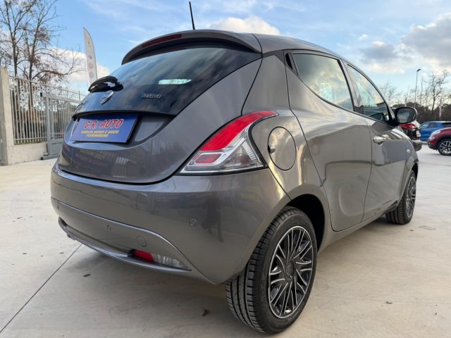 LANCIA YPSILON HYBRID GOLD GARANZIA - foto 8