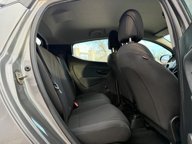 LANCIA YPSILON HYBRID GOLD GARANZIA - foto 24