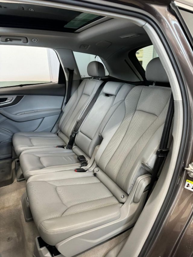 AUDI Q7 3.0 TDI QUATTRO BUSINESS PLUS /S - foto 28