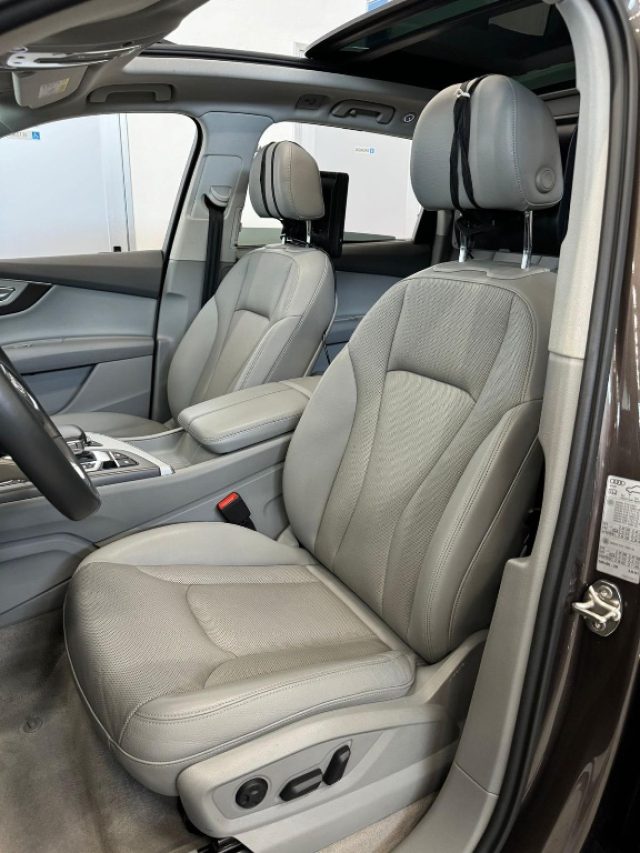 AUDI Q7 3.0 TDI QUATTRO BUSINESS PLUS /S - foto 12