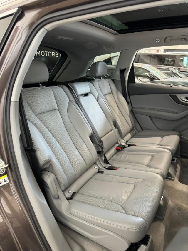 AUDI Q7 3.0 TDI QUATTRO BUSINESS PLUS /S - foto 32