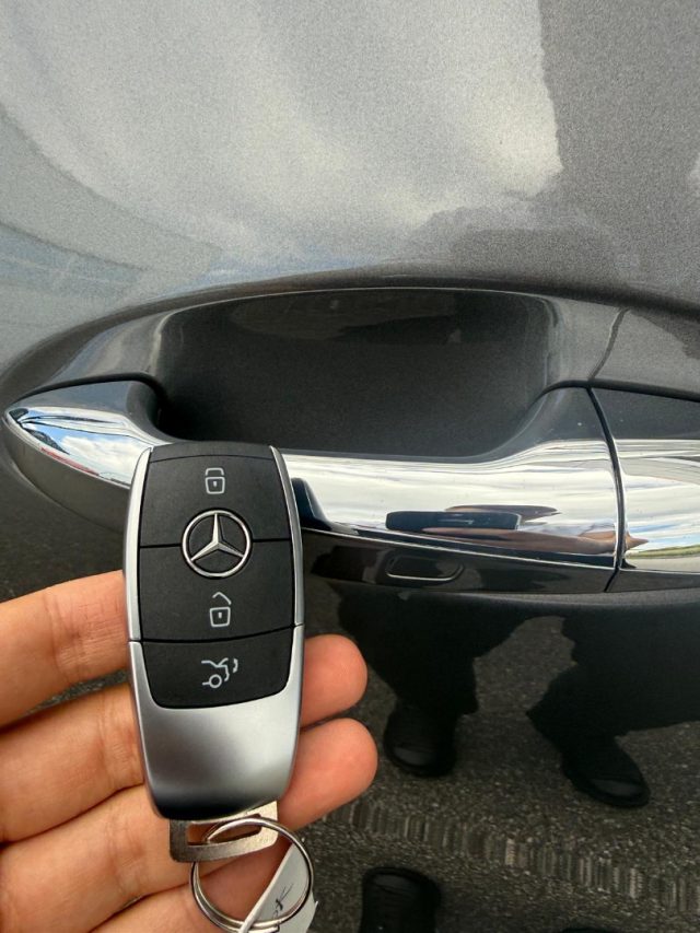 MERCEDES-BENZ GLA 200 D 2.0 150CV AUTOMATIC AMG LINE P - foto 8