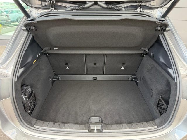 MERCEDES-BENZ GLA 200 D 2.0 150CV AUTOMATIC AMG LINE P - foto 24