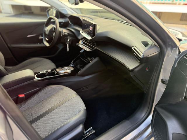 PEUGEOT 208 HYBRID 100 E-DCS6 ALLURE - foto 7