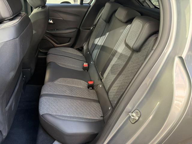 PEUGEOT 208 HYBRID 100 E-DCS6 ALLURE - foto 13