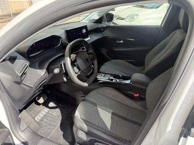 PEUGEOT 208 HYBRID 100 E-DCS6 ALLURE - foto 7